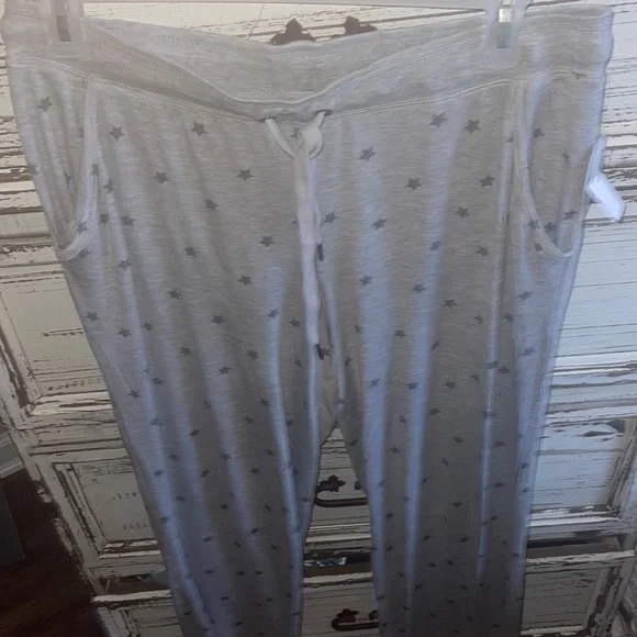 Secret Treasures Intimates Sleepwear Nwt Secret Treasures